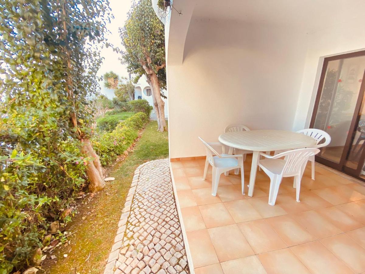 Albufeira Praia Sao Rafael Sun Apartment Buitenkant foto